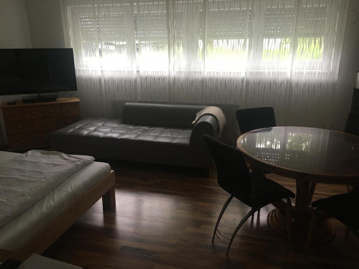 Apartment รอยท์ลิงเงน ภายนอก รูปภาพ